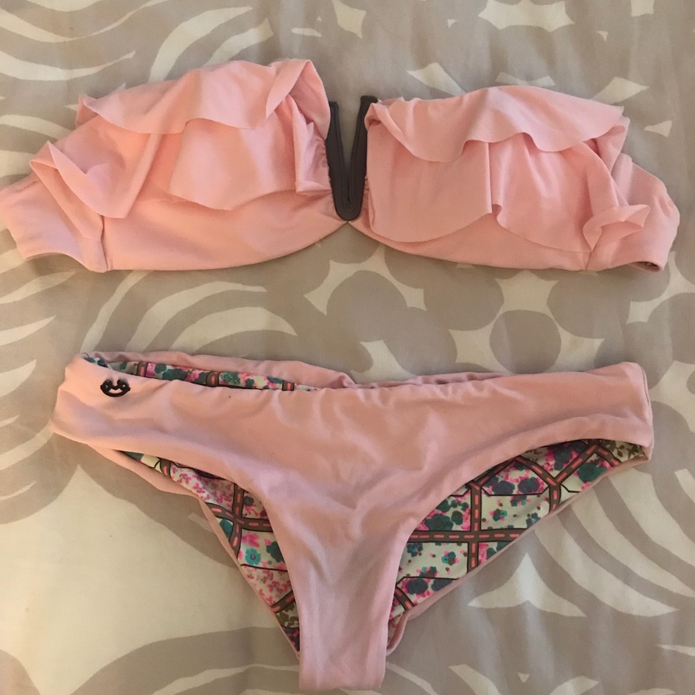 Strapless Reversible Maaji Bikini!